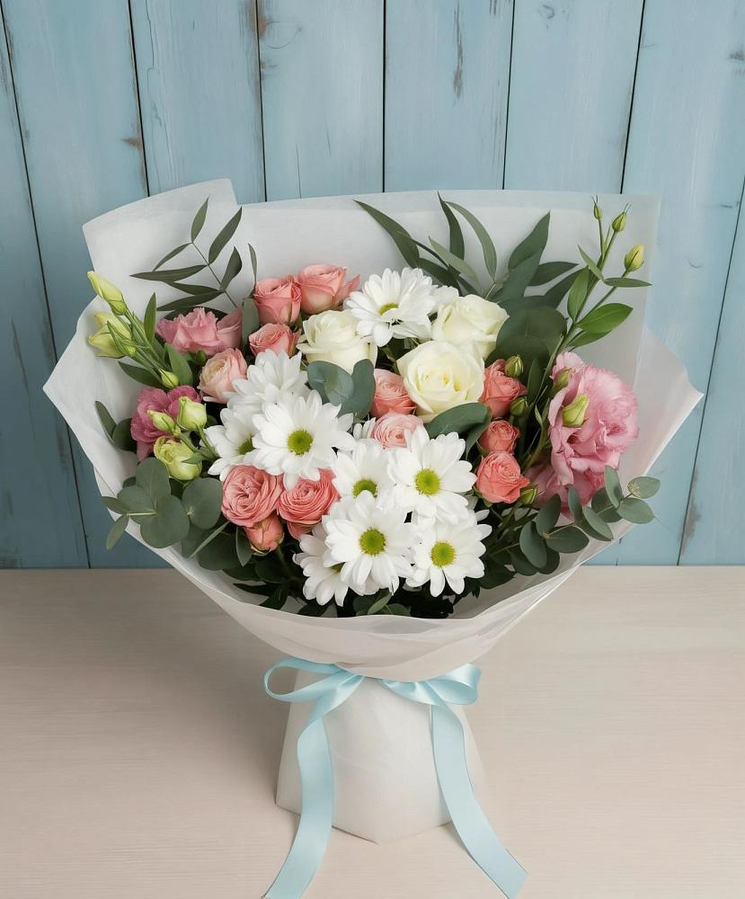 Букет цветов из: Розы, Лизиантусы и Хризантемы в Толстяково
