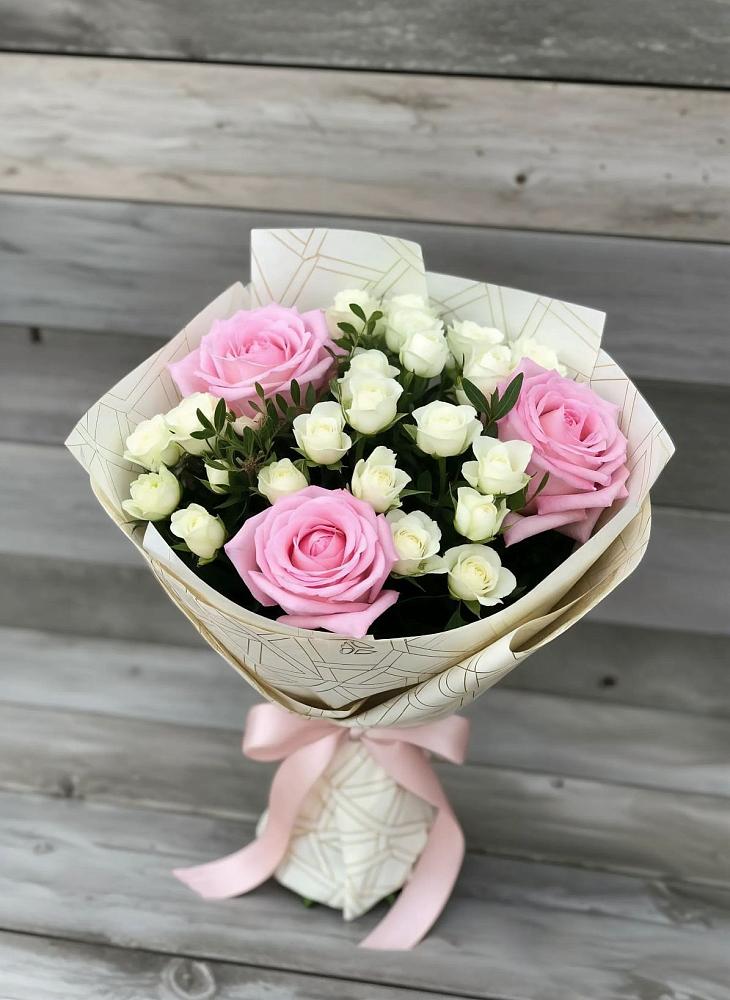 Букет цветов из: Розы в Толстяково