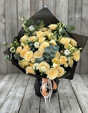 Букет цветов из:  Розы и Лизиантусы #REPLACE_PRED# Толстяково