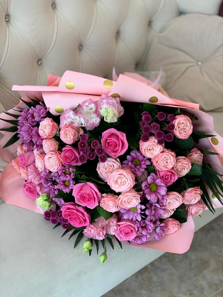 Букет цветов из: Хризантемы, Розы и Лизиантусы в Толстяково