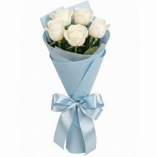 Букет 5 Белых роз Проуд в Толстяково