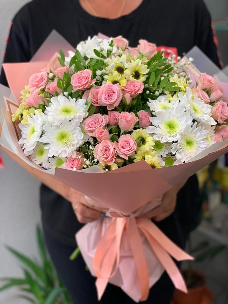 Букет цветов из: Розы и Хризантемы в Толстяково