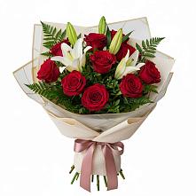 Букет цветов из:  Лилии и Розы в Толстяково