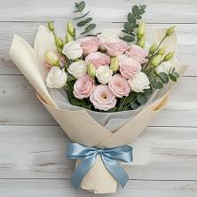 Букет цветов из:  Лизиантусы в Толстяково