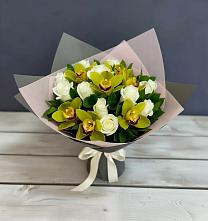 Букет цветов из:  Орхидеи и Розы в Толстяково