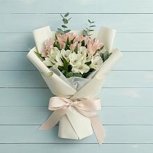 Букет цветов из:  Альстромерии в Толстяково