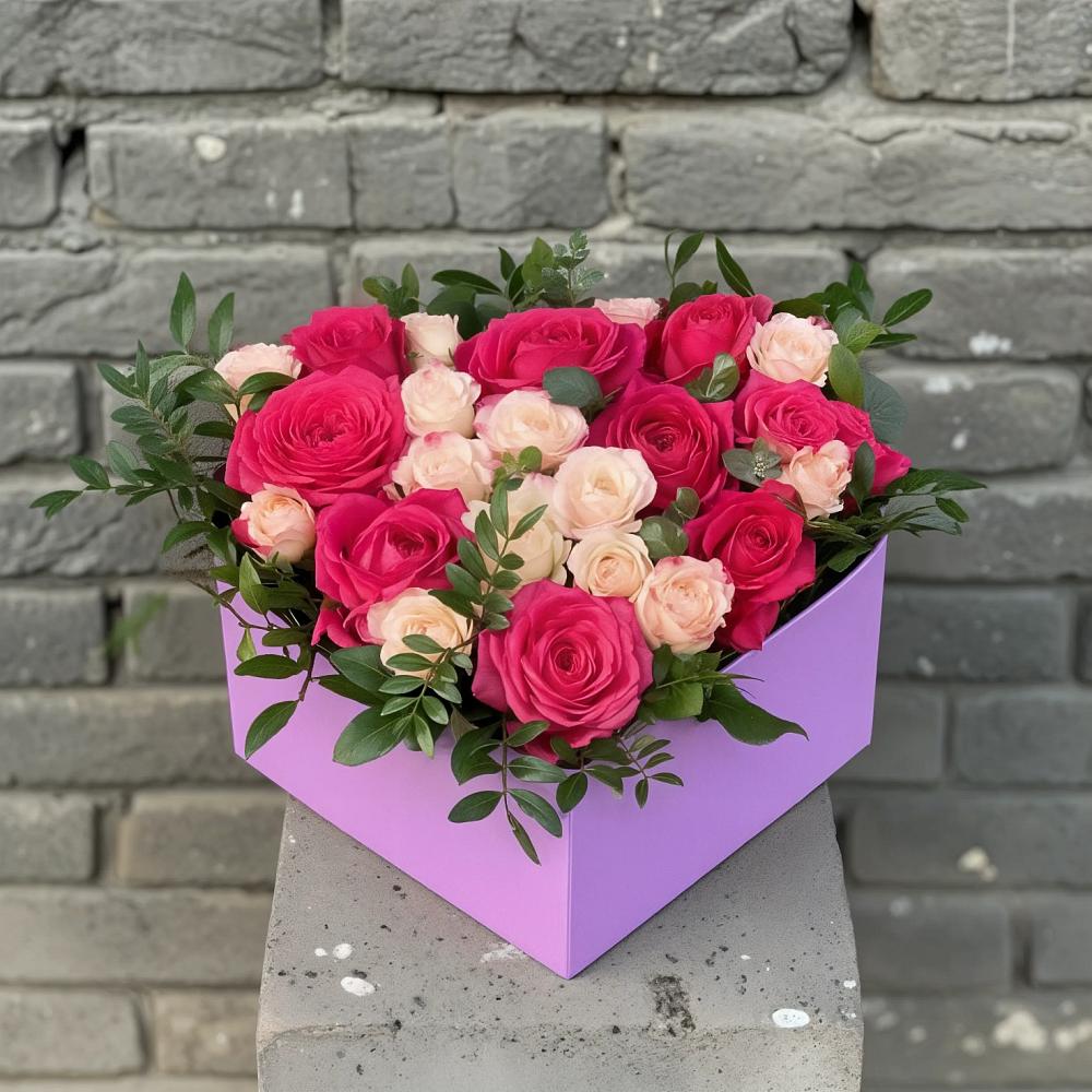Цветочная композиция из Розы в коробке в Толстяково