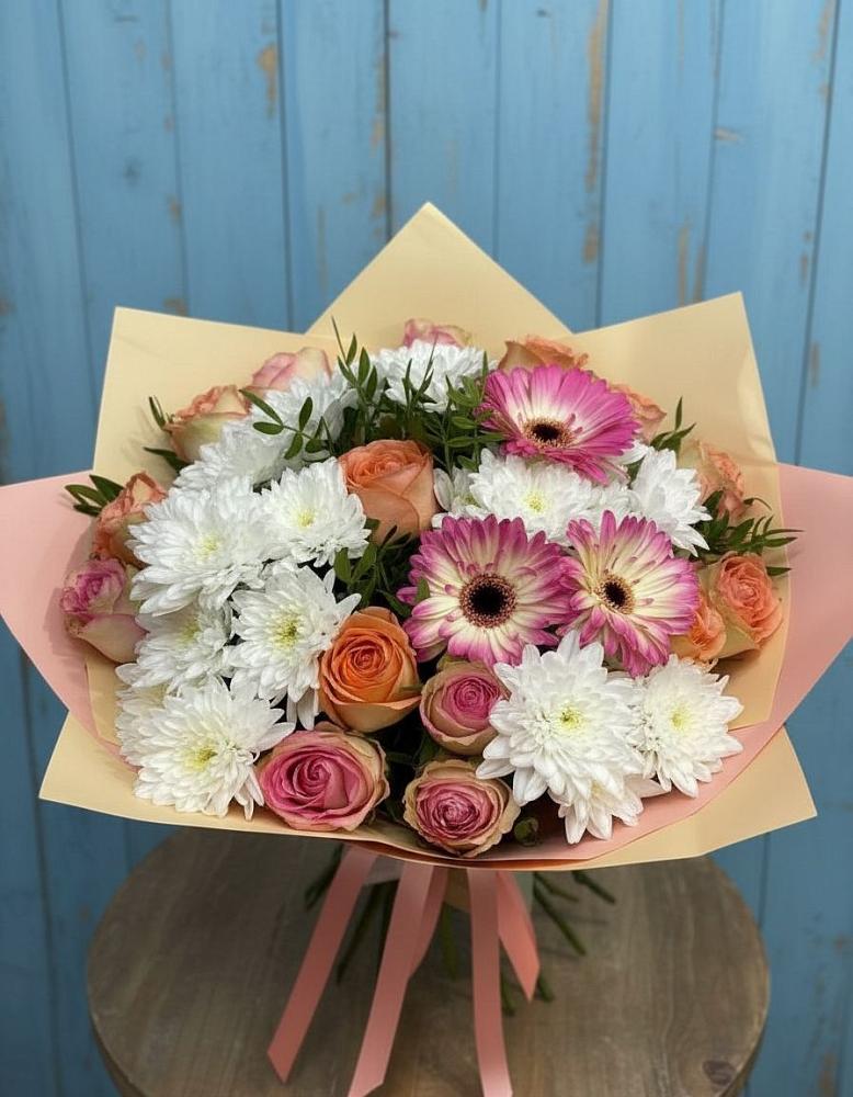 Букет цветов из: Розы, Герберы и Хризантемы в Толстяково