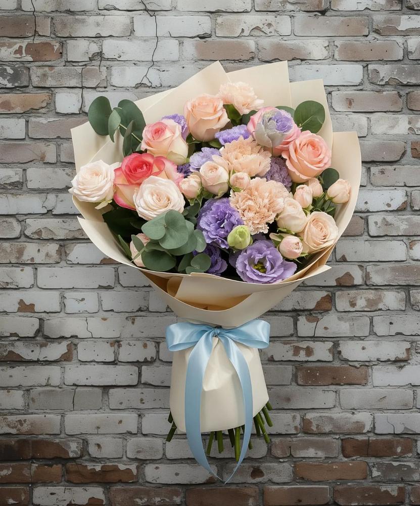 Букет цветов из: Розы, Лизиантусы и Гвоздики в Толстяково