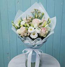 Букет цветов из:  Розы и Лизиантусы в Толстяково